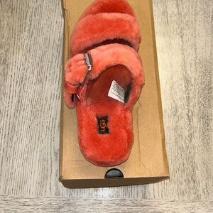 UGG Coral Fluffy Slides